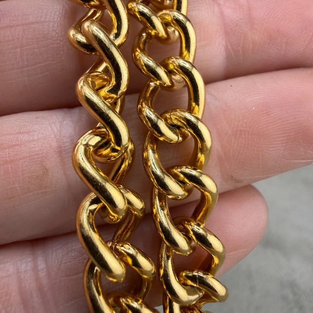 Vintage‎ Chunky Necklace Gold Tone Chain 17
